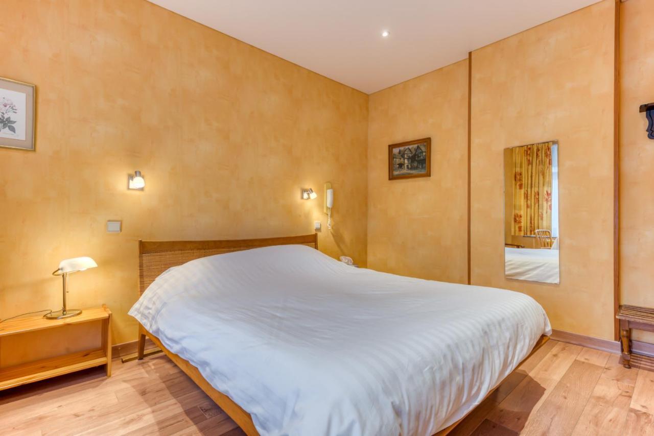 Hotel Le Cor De Chasse Saint-Hubert Kültér fotó