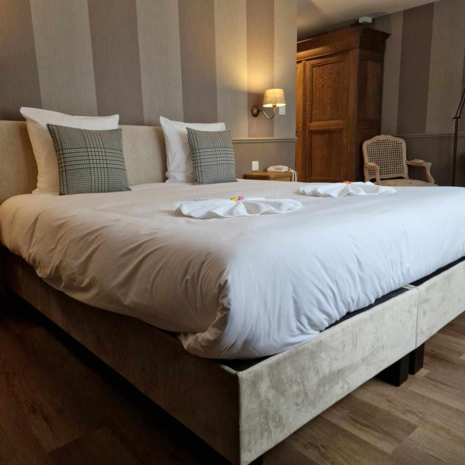 Hotel Le Cor De Chasse Saint-Hubert Kültér fotó